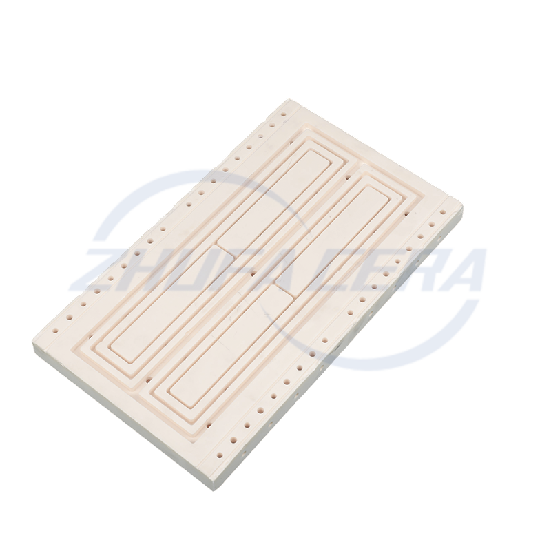 Suurikokoinen alumiinioksidikeraaminen levy